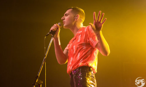 ALEX ANWANDTER EN NICETO: BAILE POLITIZADO