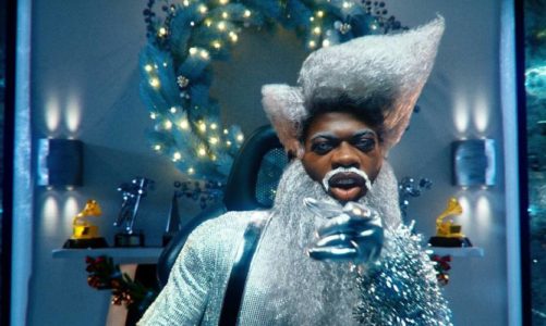 LIL NAS X REGRESA CON SU NUEVO SINGLE & VIDEO 'HOLIDAY'