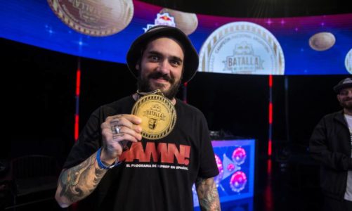 TATA SE CONSAGRA COMO GANADOR DE LA FINAL DE BATALLA DE LOS GALLOS