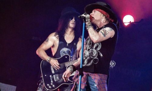 GUNS N' ROSES SORPRENDE A TODOS CON EL NUEVO SINGLE  “ABSUЯD”